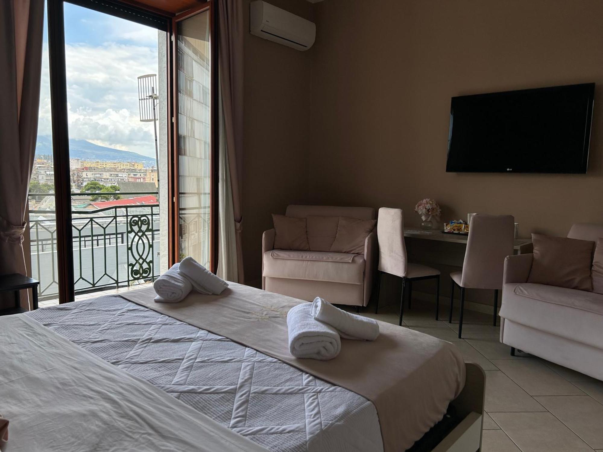 Home Elisabet Napoli Ngoại thất bức ảnh