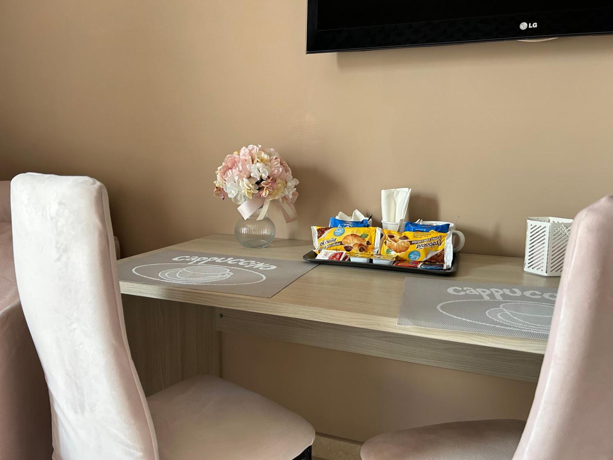 Home Elisabet Napoli Ngoại thất bức ảnh
