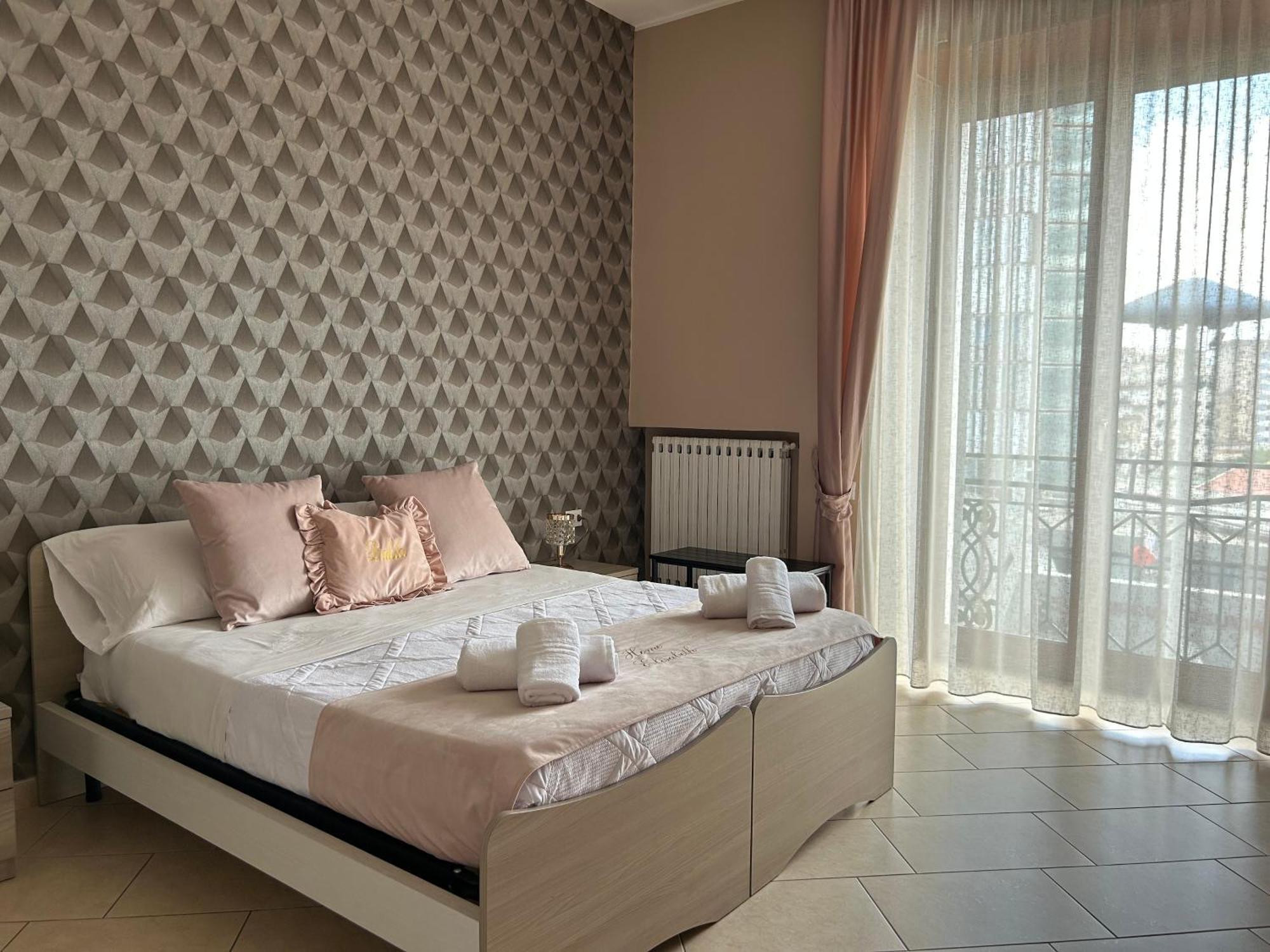 Home Elisabet Napoli Ngoại thất bức ảnh