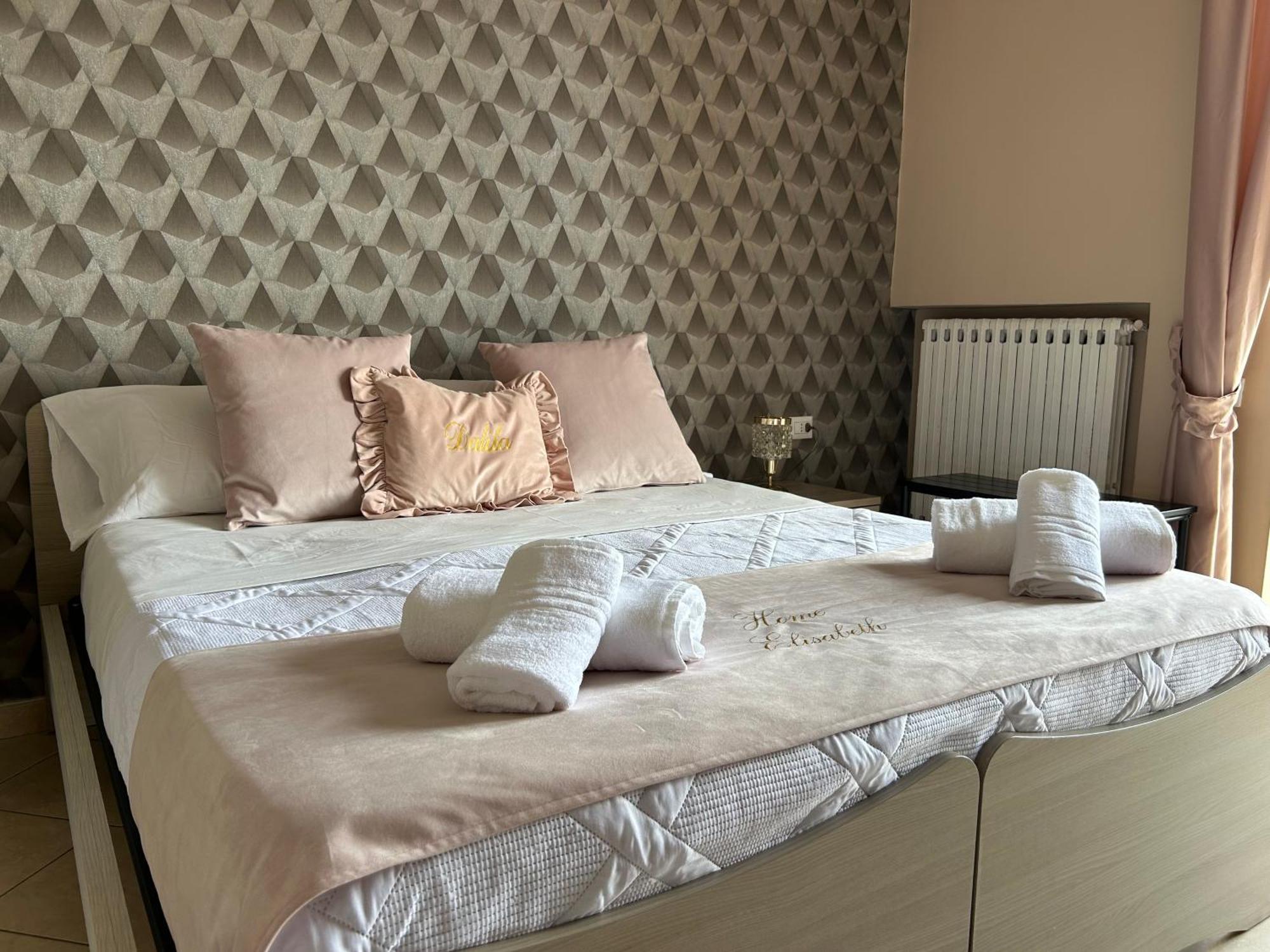 Home Elisabet Napoli Ngoại thất bức ảnh