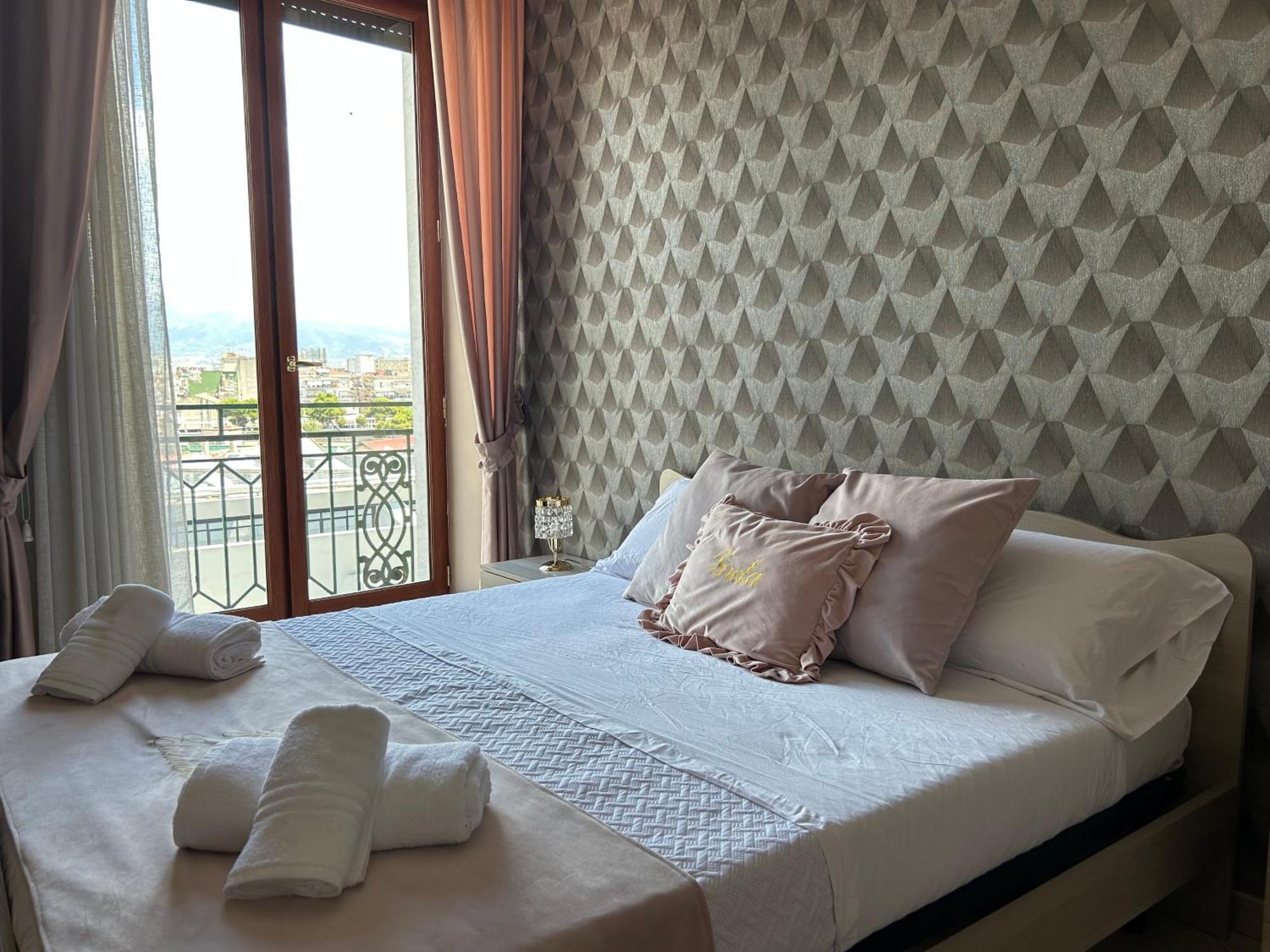 Home Elisabet Napoli Ngoại thất bức ảnh