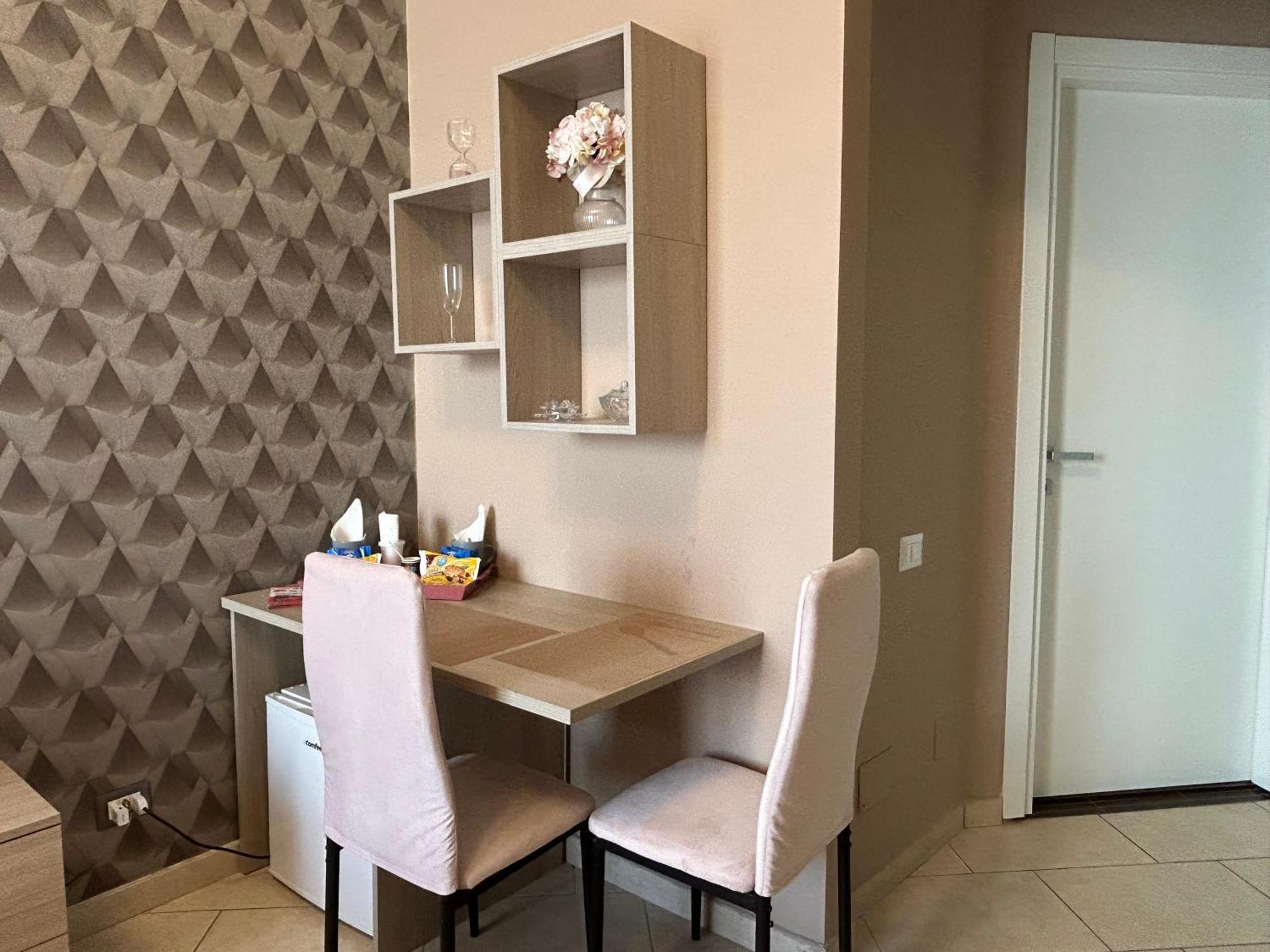 Home Elisabet Napoli Ngoại thất bức ảnh